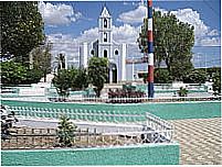 Praça e Igreja por Eveton Freitas