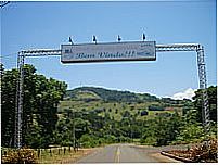 P�rtico de entrada-Foto:Auri Brand�o 