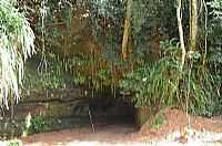 Bom Retiro do Sul - Bom Retiro do Sul-RS-Paleotoca no bairro Goiabeira-Foto:www.informativo.com.br