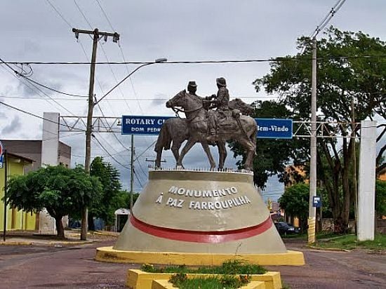 MONUMENTO  PAZ FARROUPILHA-FOTO:ROQUE OLIVEIRA - DOM PEDRITO - RS