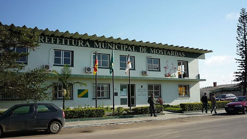 PREFEITURA MUNICIPAL -  POR UBIRAJARA BUDDIN  - MOSTARDAS - RS
