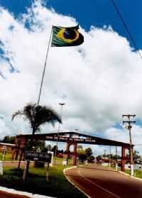 Palmeira das Missões - Pórtico com a Bandeira Nacional, Por Palmeira