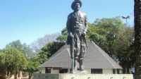 Palmeira das Missões - Monumento ao Soldado Pé-No-Chão, Por Palmeira