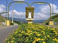 Petrolândia - Cristo no Pórtico de entrada de Petrolândia-SC-Foto:Maurício Borghesan