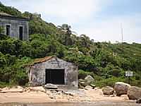 São Francisco do Sul - Ruínas na área Militar - Ilha da Paz-Foto:Renovatiotur Náutica…