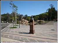 Águas de São Pedro - Monumento do fundador Octávio Moura Andrade de Águas de São Pedro-Foto:helio antunes do nas…