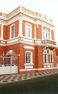 Agudos - Espaço Histórico Plínio Machado Cardia Museu e casa de Cultura de Agudos
foto olho d