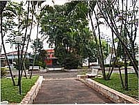 Pra�a da Igreja-Foto:Carlos Roberto Bogat�