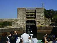 Barra Bonita - Barra Bonita-SP-Entrando na Eclusa subindo o rio-Foto:Gerson - Brazil