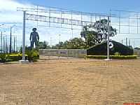 Barretos - Entrada do Parque do Peão em Barretos-SP-Foto:Fortunato Negri