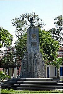 Monumento ao soldado em Cachoeira Paulista-SP-Foto:ca.varella@terra.com�
