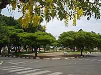 Cosmópolis - Praça Kennedy por Maricio Pelissari