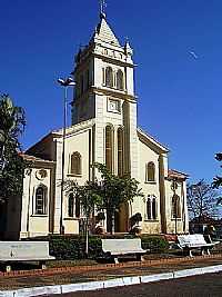 Ocauçu - Igreja de Santo Antônio em Ocauçu-SP-Foto:Fabio Vasconcelos