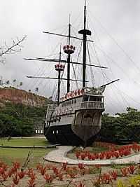 Porto Seguro - Réplica da Caravela de Pedro A.Cabral na praça em Porto Seguro-BA-Foto:ganzilotomich
