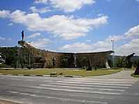 Santana de Parnaíba - Monumento aos Bandeirantes em Santana de Parnaíba-SP-Foto:Udson Pinho