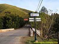 São José do Barreiro - Ponte naTrilha da Pedra da Bacia em São José do Barreiro-SP-Foto:J. Augusto