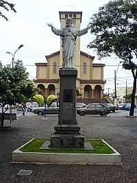 Sumaré - Cristo na Praça da Matriz de Sumaré-SP-Foto:Paulo Humberto