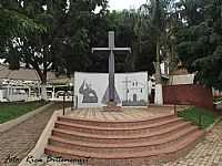 Tambaú - Tambaú-SP-Monumento na Praça Padre Donizetti-Foto:Rica Bittencourt