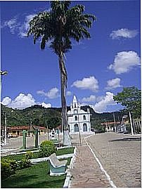 Praça e Igreja-Foto:Scaravonati
