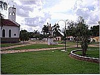 Pra�a de Figueir�polis por Pablo Morais Brito