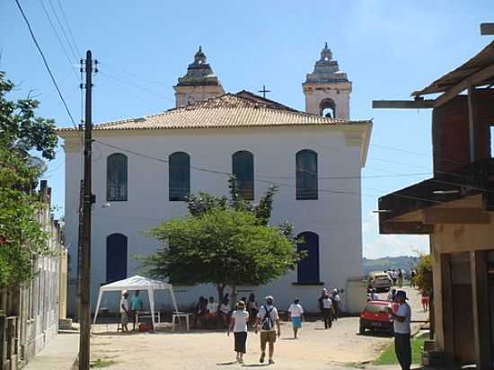 IGREJA MATRIZ DE SANTIAGO DO IGUAP,FUNDOS-FOTO:QUINTA DA LUZ - SANTIAGO DO IGUAP - BA