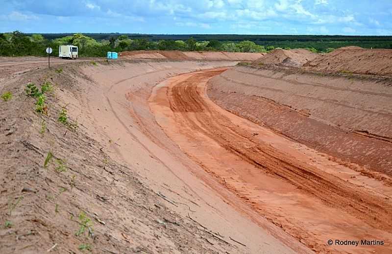 OBRAS DA FERROVIA OESTE LESTE QUE ESTO MUDANDO PARA MELHOR SO DESIDRIO - BA - SO DESIDRIO - BA