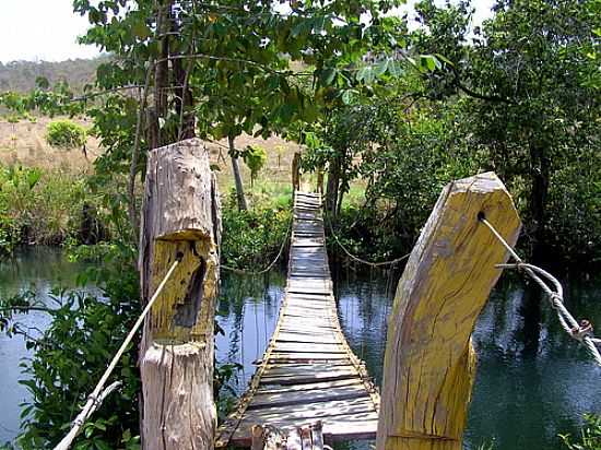 PONTE SOBRE O RIO GRANDE-FOTO:CAIO GRACO MACHADO - SO DESIDRIO - BA