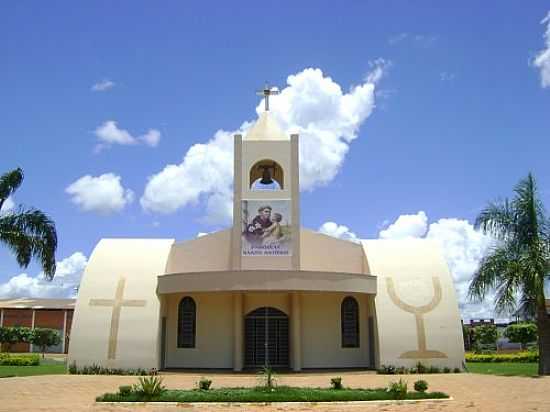 IGREJA MATRIZ DE SANTO ANTNIO EM SANTO ANTNIO DO LESTE-FOTO:EDUARDO GOMES DE ANDRADE - SANTO ANTNIO DO LESTE - MT