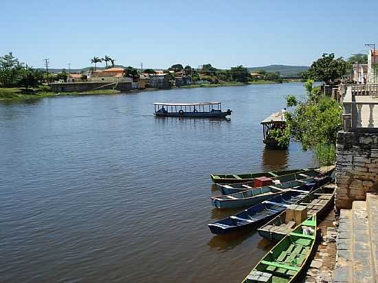 RIO CORRENTE EM SO FELIX DO CORIBE-BA-FOTO:MOEMABARROS - SO FLIX DO CORIBE - BA