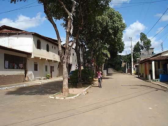 CHONIN DE BAIXO-MG-RUA DO CENTRO DA CIDADE-FOTO:IZAIDES - CHONIN DE BAIXO - MG