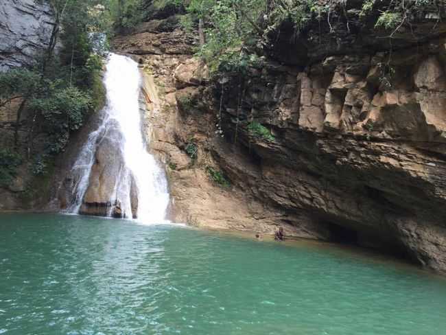 CACHOEIRA DO LAJEDO, POR KARLA - JK - GO