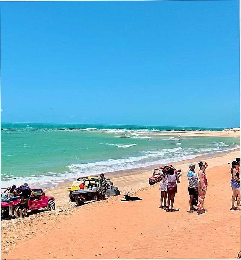 IMAGENS DA PRAIA DE CANOA QUEBRADA - CE - CANOA QUEBRADA - CE
