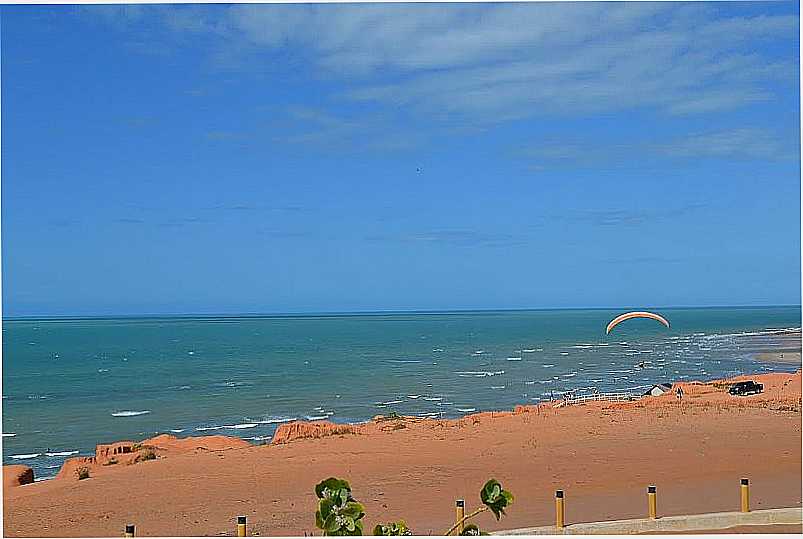 CANOA QUEBRADA-CE-VISTA PARCIAL DA PRAIA-FOTO:JOO HENRIQUE ROSA  - CANOA QUEBRADA - CE