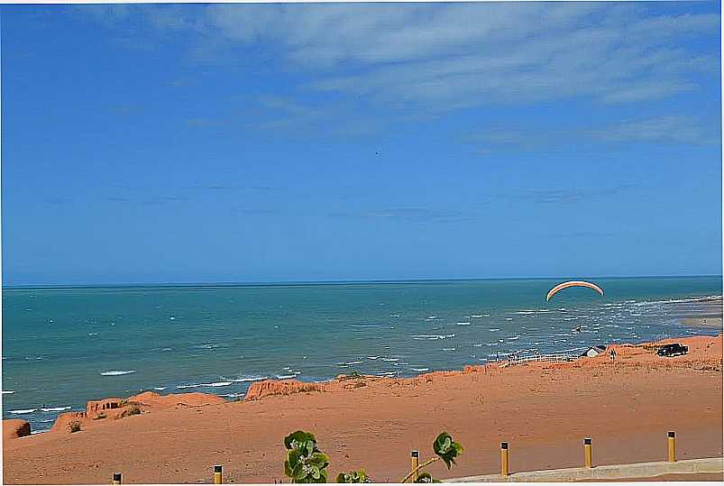 CANOA QUEBRADA-CE-VISTA PARCIAL DA PRAIA-FOTO:JOO HENRIQUE ROSA  - CANOA QUEBRADA - CE