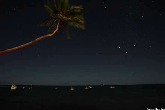 PRAIA DO FORTE-BA-VISTA DO CRUZEIRO DO SUL NA PRAIA-FOTO:LUCIANO PASSOS CRUZ  - PRAIA DO FORTE - BA