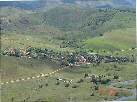 VISTA DE CIMA DE UMA DAS PEDRAS, POR GEAN FIGUEIREDO - SO JOS DO PRADO - BA