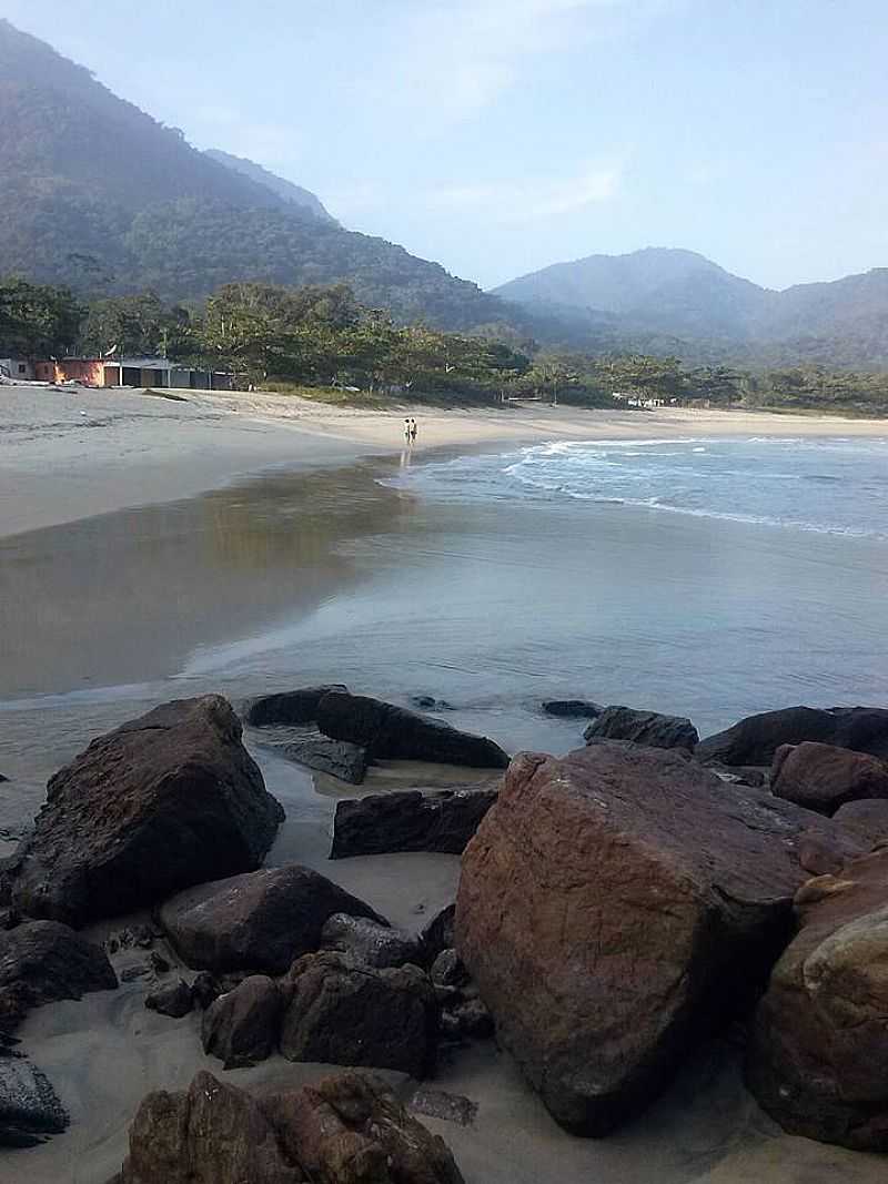 PRAIA DE CAMBURI - SP POR ROSANGELA ABREU. - CAMBURI - SP