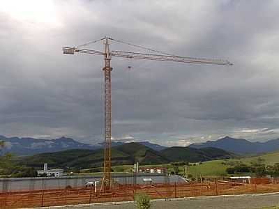 CONSTRUO DA NOVA IGREJA DA CANO NOVA-FOTO:NEVIIM  - CACHOEIRA PAULISTA - MG