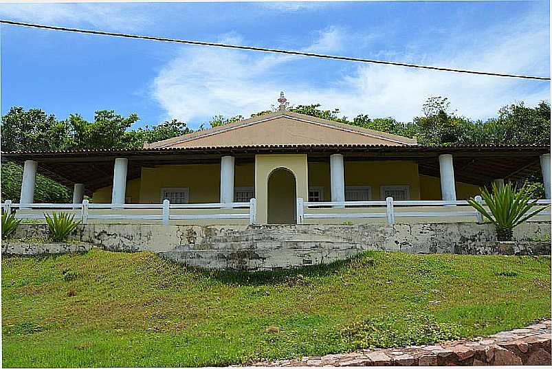 CASARO COLONIAL - ILHA DOS FRADES - BA