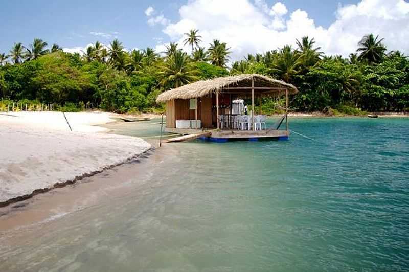 BOIPEBA-BA-BAR FLUTUANTE-FOTO:TRIPADVISOR.COM.BR - BOIPEBA - BA