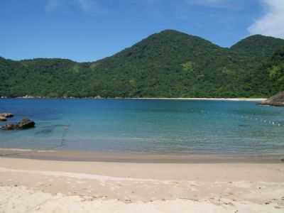 PRAIA DO MEIO, POR TATIANE-  - TRINDADE - RJ