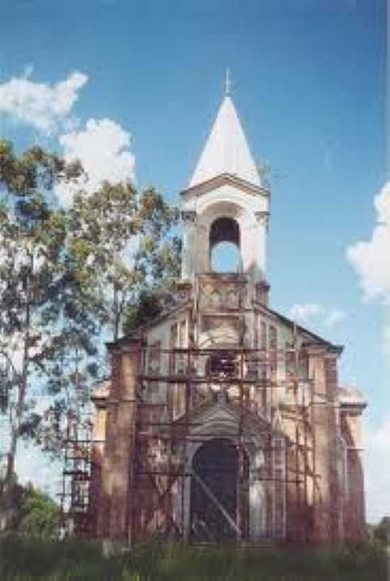 IGREJA EM CARDOSO DE ALMEIDA - CARDOSO DE ALMEIDA - SP