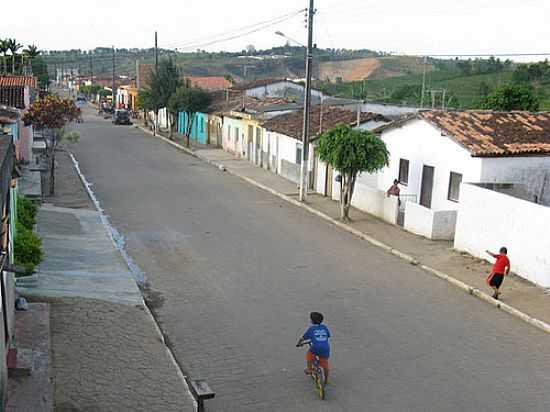 AV.N.SRA.DE FTIMA EM MATA VERDE-FOTO:BORBITT - MATA VERDE - MG