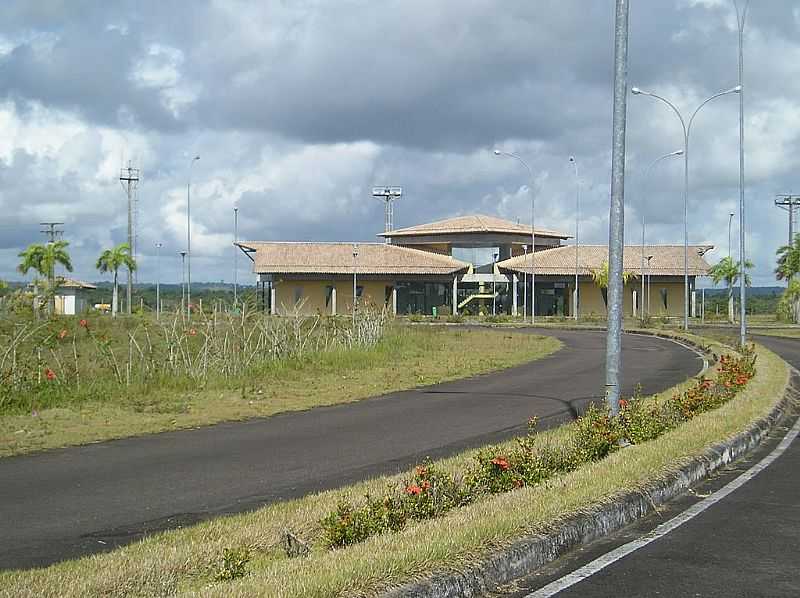 GUAIBIM-BA-ENTRADA DO AEROPORTO-FOTO:HELIO QUEIROZ FILHO - GUAIBIM - BA
