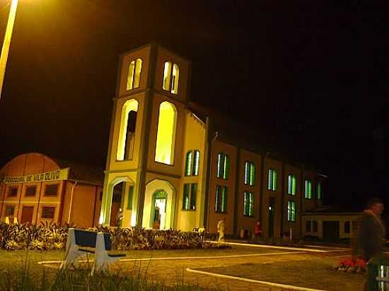 VISTA NOTURNA DA IGREJA DE SANTO EXPEDITO EM VILA OLIVA-RS-FOTO:MRAIMANN - VILA OLIVA - RS