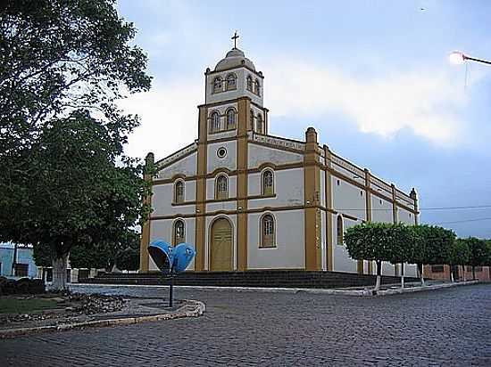 VISTA DA IGREJA DE STIRO DIAS  POR ABDONFILHO - STIRO DIAS - BA