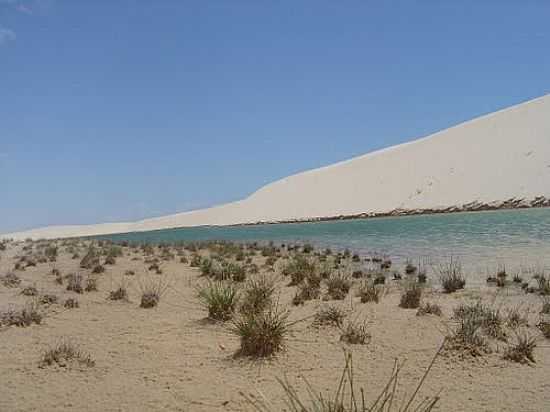 DUNA DE ATINS POR LOIDE CRISTINA (PANORAMIO) - ATINS - MA