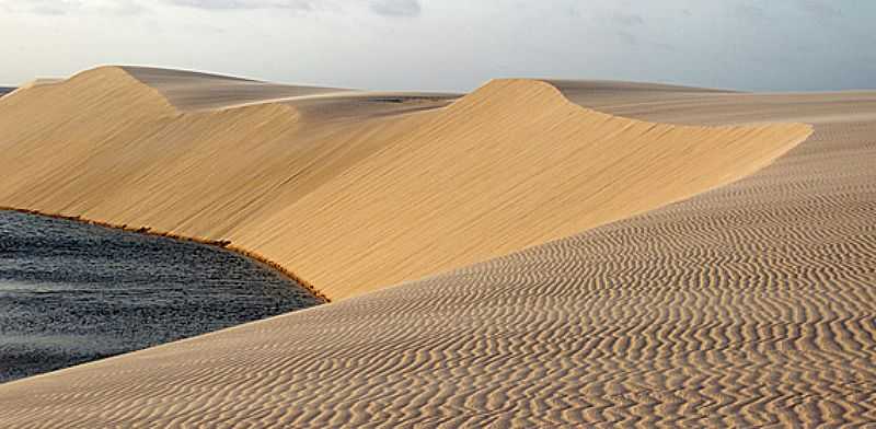 ATINS-MA-DUNAS E LAGOAS NA PRAIA-FOTOWWW.VIAJENAVIAGEM.COM  - ATINS - MA