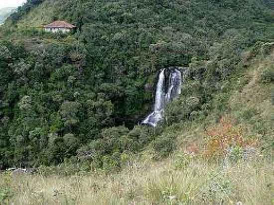 CACHOEIRA DOS GARCIAS EM VALE DO MATUTU-FOTO:FLICKR. - VALE DO MATUTU - MG