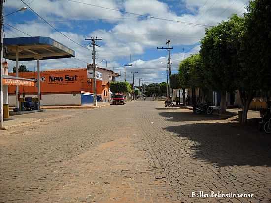 AVENIDA SETE DE SETEMBRO EM SEBASTO LARANJEIRAS POR FOLHA SEBASTIANESE - SEBASTIO LARANJEIRAS - BA